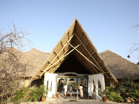 SaSaab Camp - exterior view of the lodg